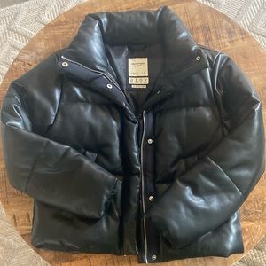 Abercrombie & Fitch Vegan Leather Mini Puffer Jacket
